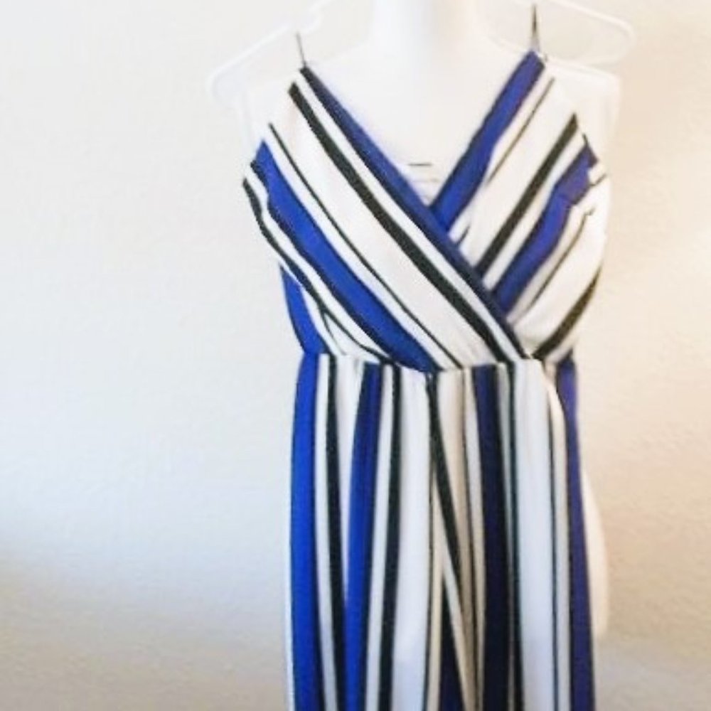 Olive Tree Size Small Criss Cross Top Long Waist Blue, Black & White Jumpsuit